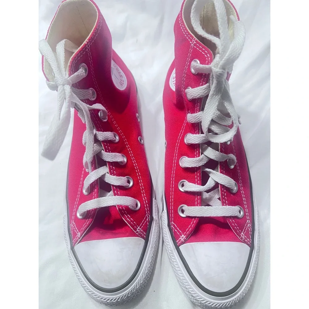 Converse Chuck Taylor AllStar High Top Red CanvasSneakers M9621C Mens 5 Womens 7